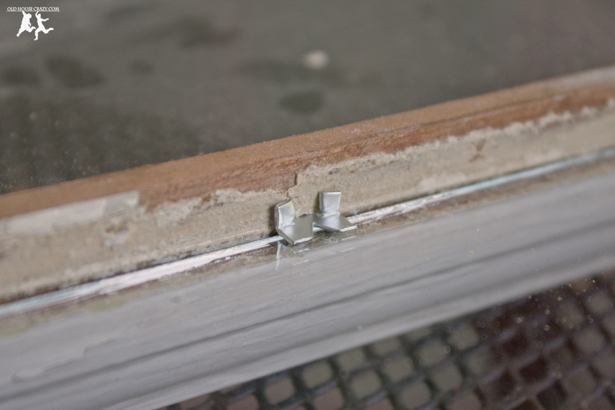 How to install glazing points 
